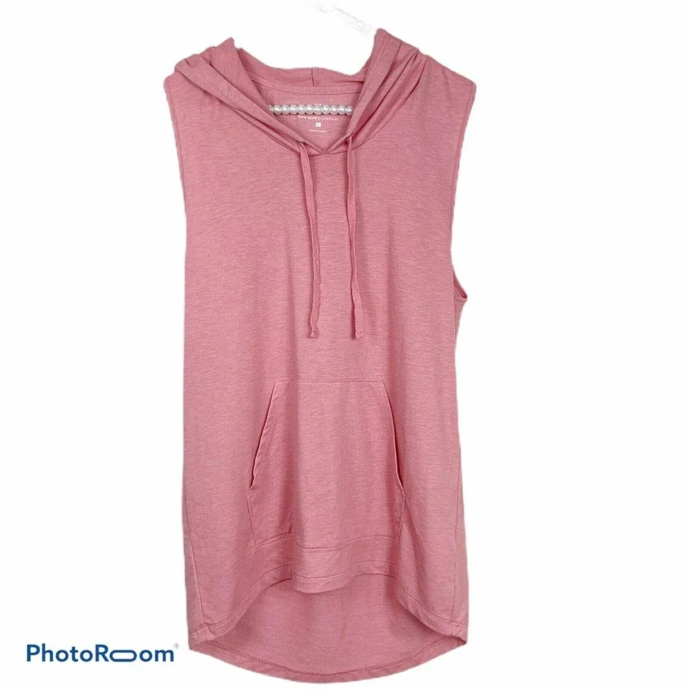 New‎ York & Company sleeveless hooded pullover swea